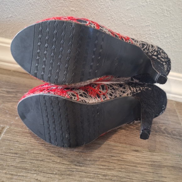 Show Story Heels - Picture 3 of 5